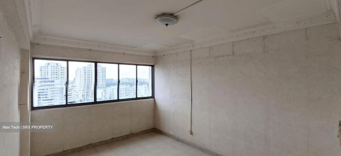 Blk 219A Jurong East Street 21 (Jurong East), HDB 5 Rooms #623714711